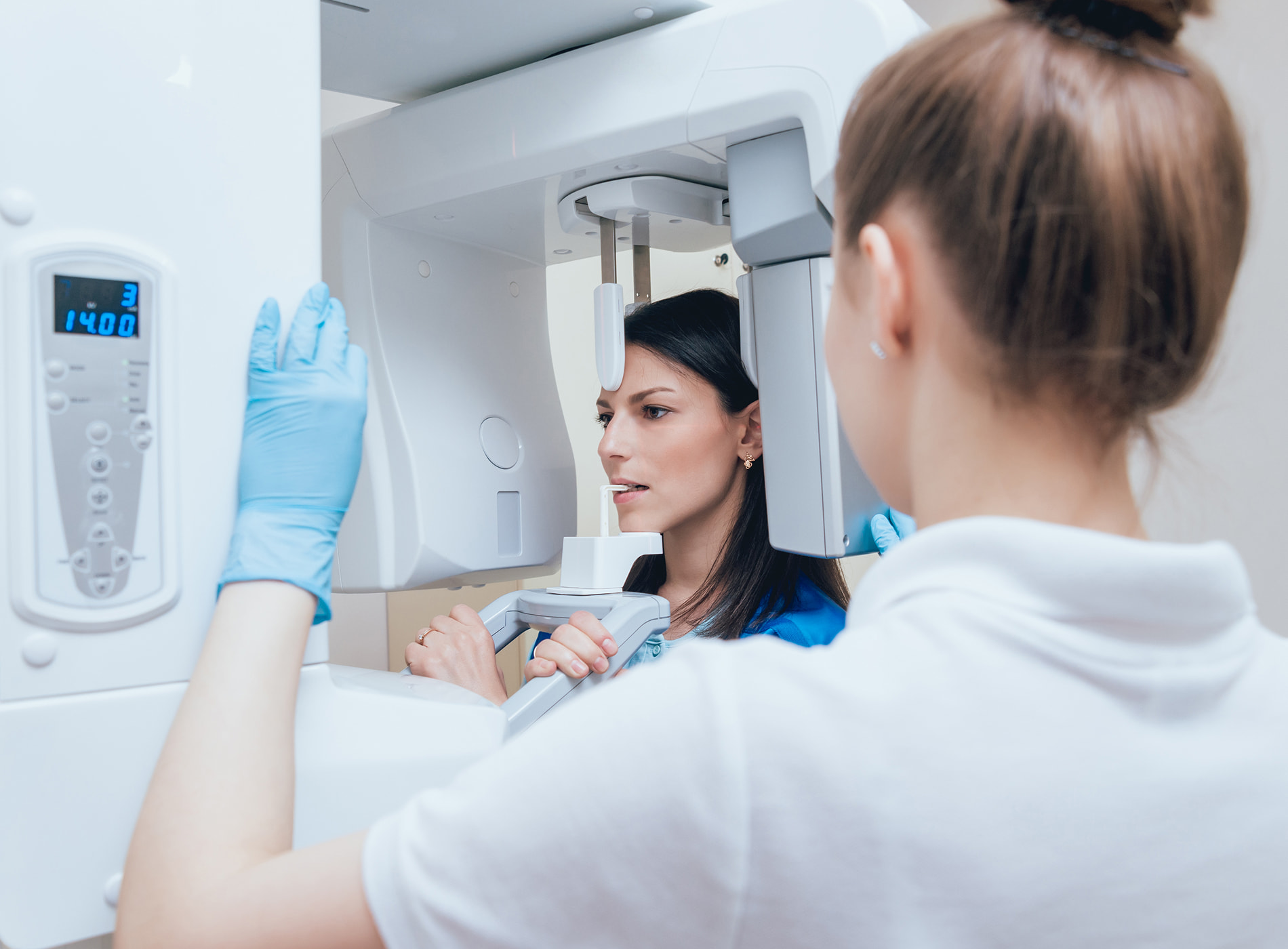 Digital dental X-rays provide clear, low-radiation images to detect issues early and guide precise treatment.