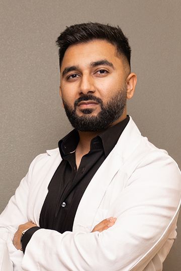 Dr. Dullat (Manpreet Singh)