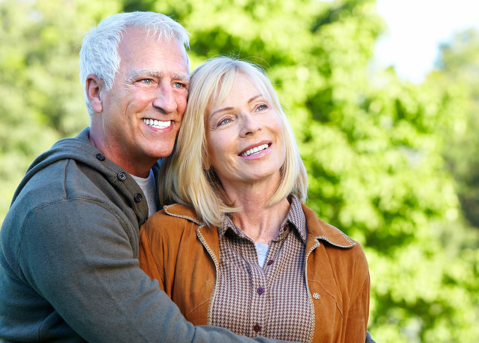 Comparison of fixed and removable implant dentures for stability and convenience